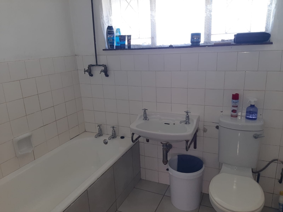 1 Bedroom Property for Sale in Cambridge Eastern Cape